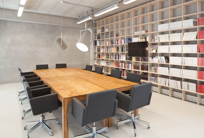 Veen-Media-Amsterdam-Heyligers-Interieur-16-700x475