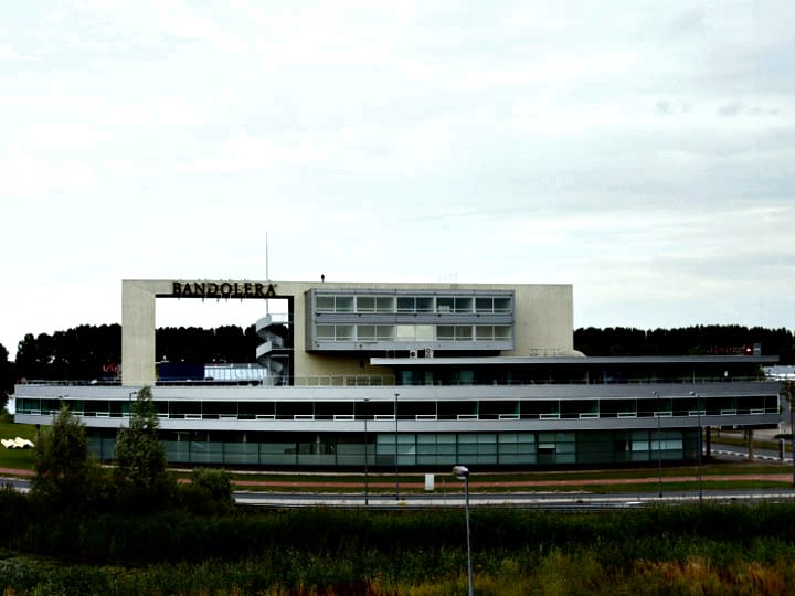 flexibele kantoorruimte werkplek rotterdam huren