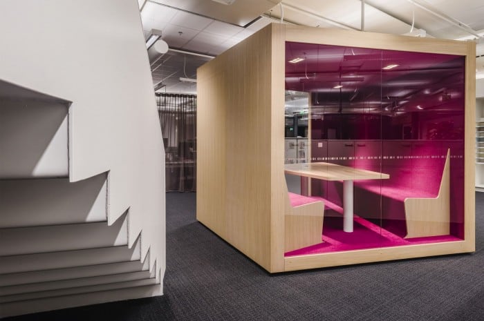 22_into_pod_0_oak_pink-700x465