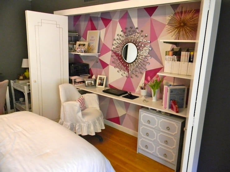 geometric_pink_office