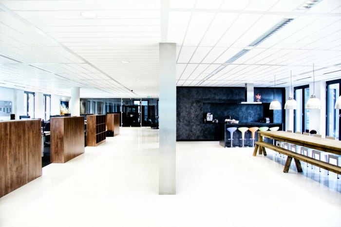 Office_11-700x466