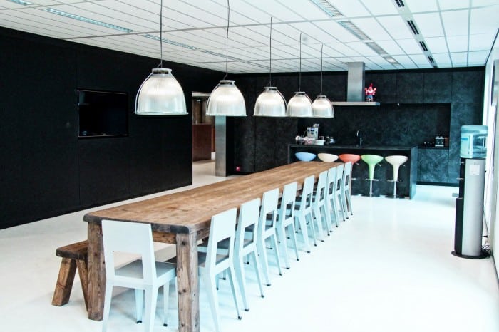 Office_33-700x466