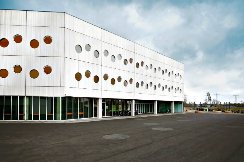 flexibele-kantoorruimte-groningen-huren-stadion-buiten-overzicht