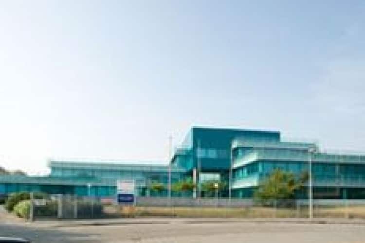 opvallend kantoorgebouw zichtlocatie eindhoven