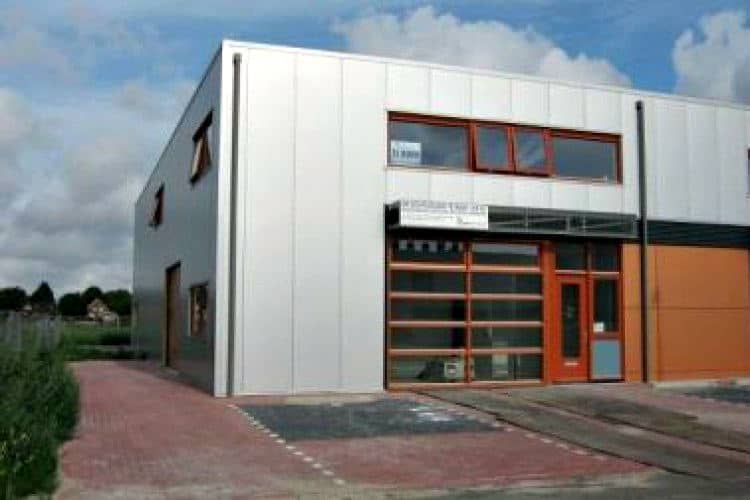 mooie kantoorunits te huur bedrijventerrein limmerpoort te limmen