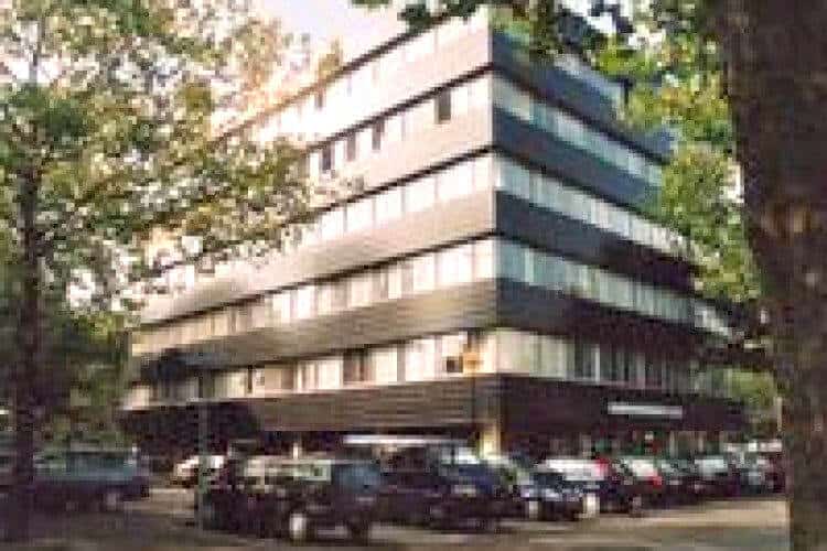 goed bereikbaar kantoorpand gelegen in een business center te utrecht