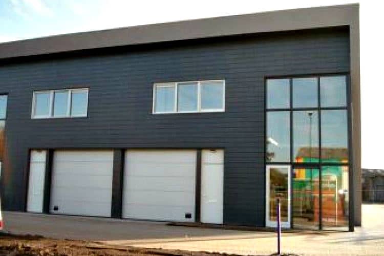 hoogwaardig bedrijfsverzamelgebouw te huur bedrijvenpark lagedijk