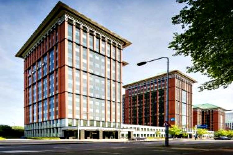 kantoorunits beschikbaar op de 8ste verdieping van het mazars gebouw te amsterdam