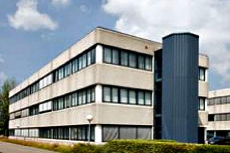 kantorencomplex op bedrijventerrein lage weide te utrecht