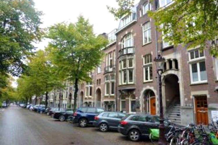 karakteristieke kantoorvilla met werkplekken te huur in amsterdam