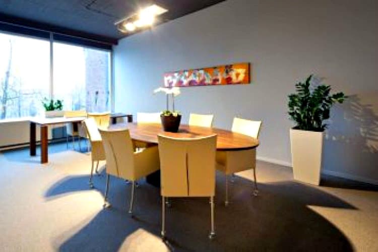 klein grootschalige kantoorruimte centrale plek venlo