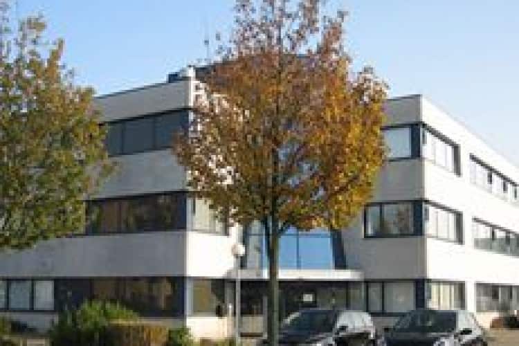 vrijstaand kantoorgebouw bedrijventerrein middelland te woerden