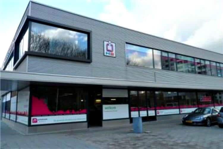 kleinschalig kantoorverzamelgebouw in creative house south te rotterdam